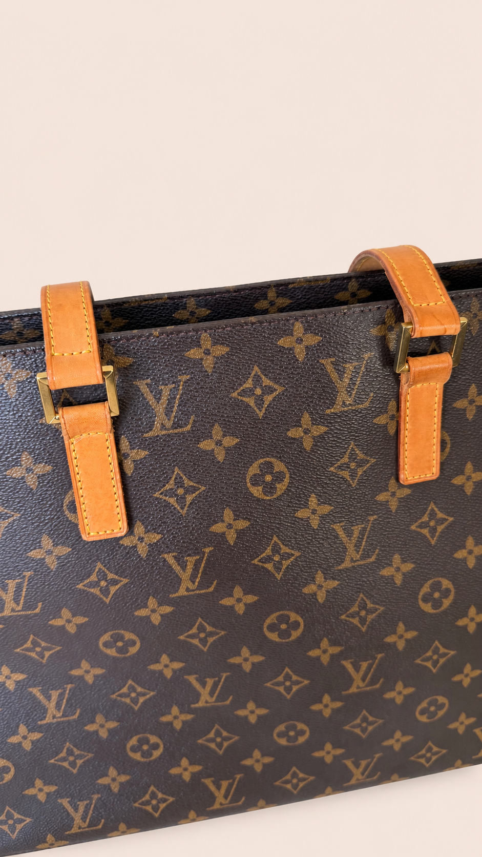 Pre-loved Louis Vuitton Luco Monogram Tote, Maison Revie, photo 15