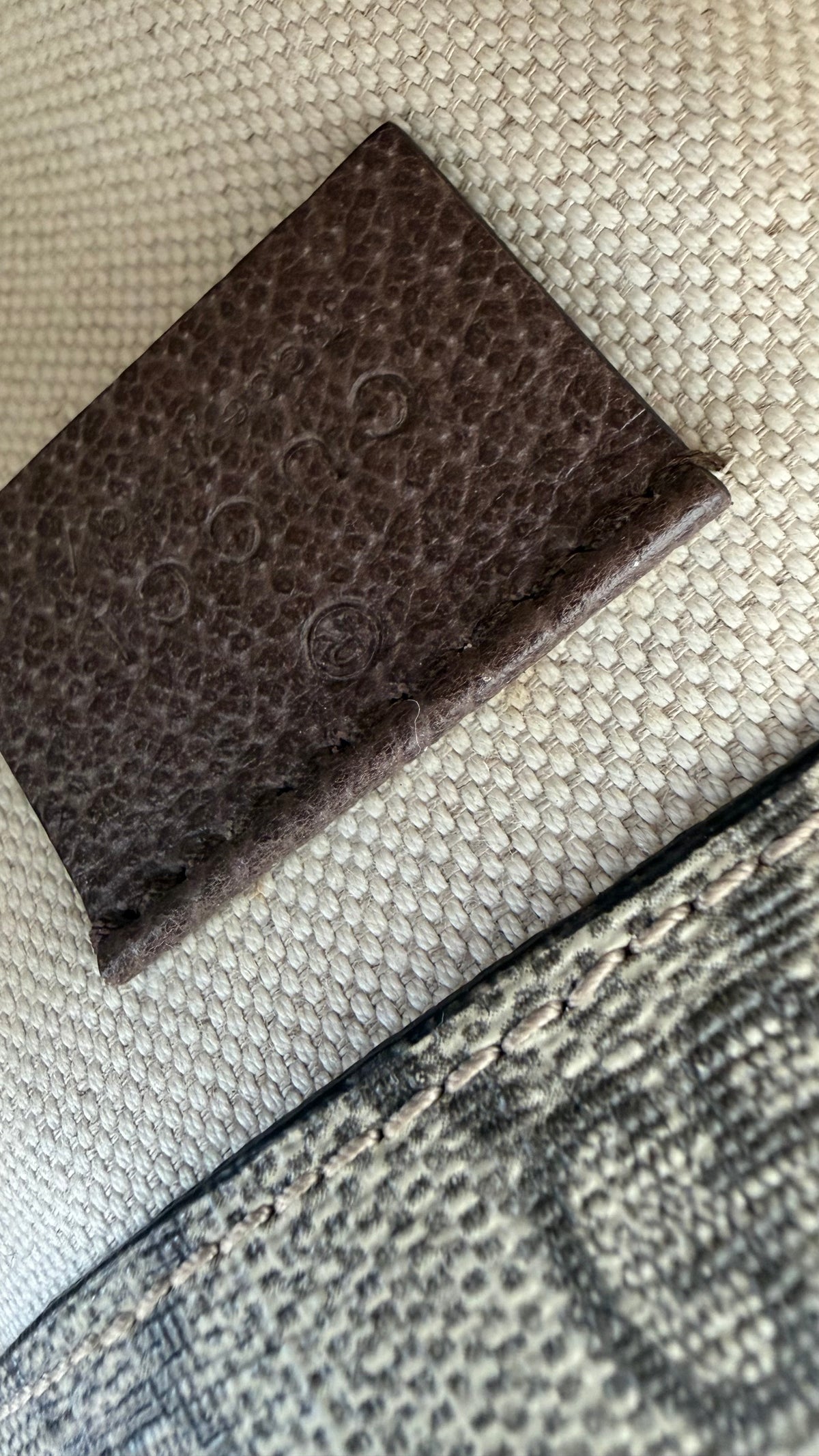 Pre-loved Gucci GG Supreme Belt Bag, Maison Revie, photo 13