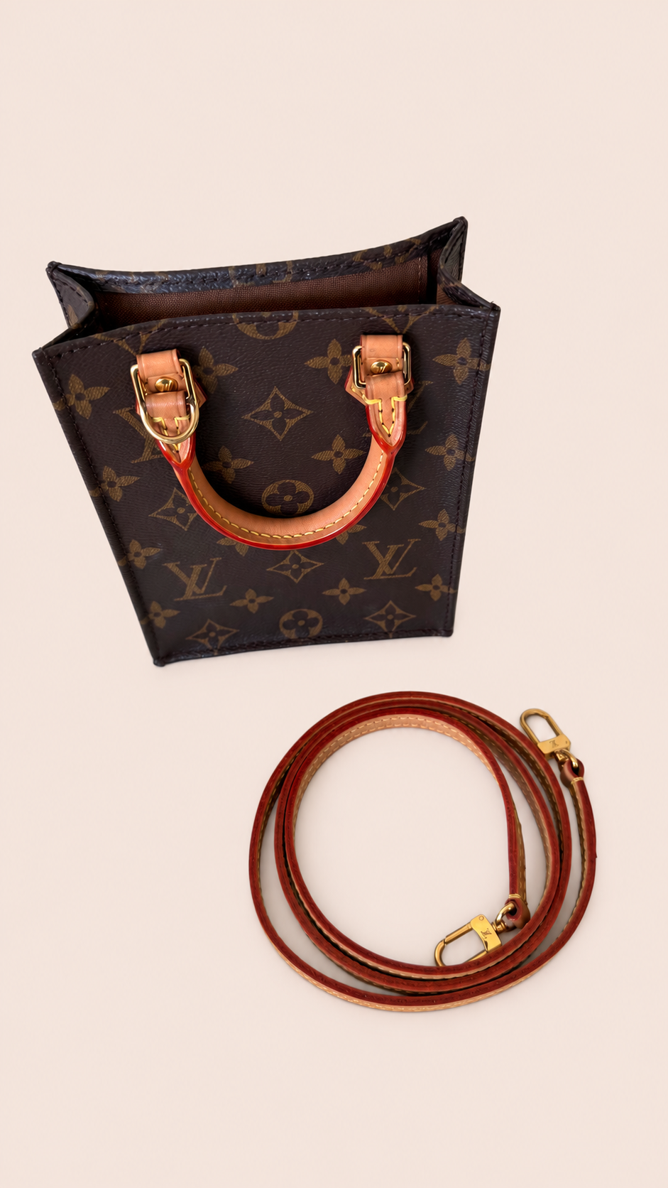 Pre-loved Louis Vuitton Petit Sac Plat Monogram, Maison Revie, photo 10