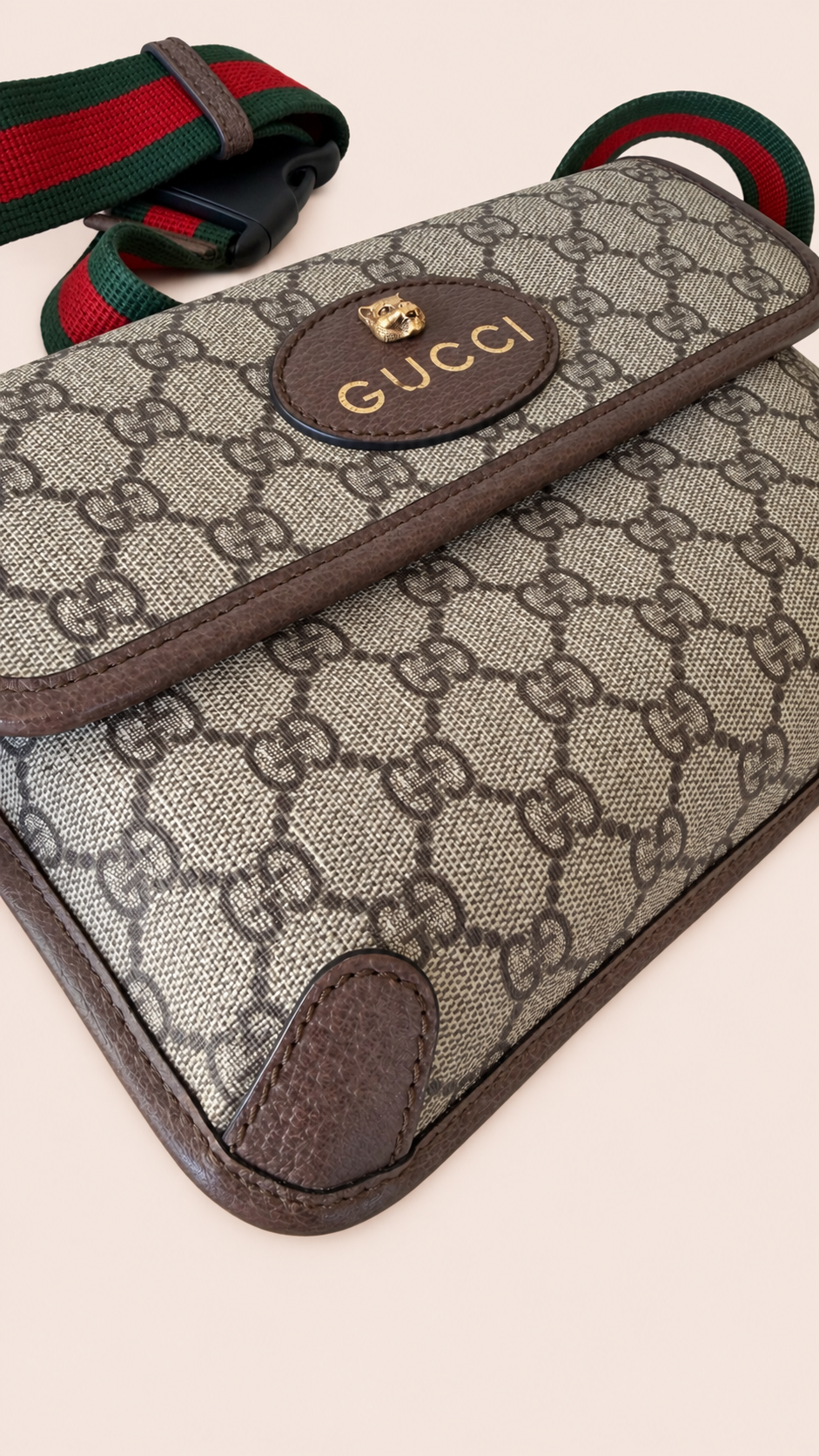 Pre-loved Gucci GG Supreme Belt Bag, Maison Revie, photo 8
