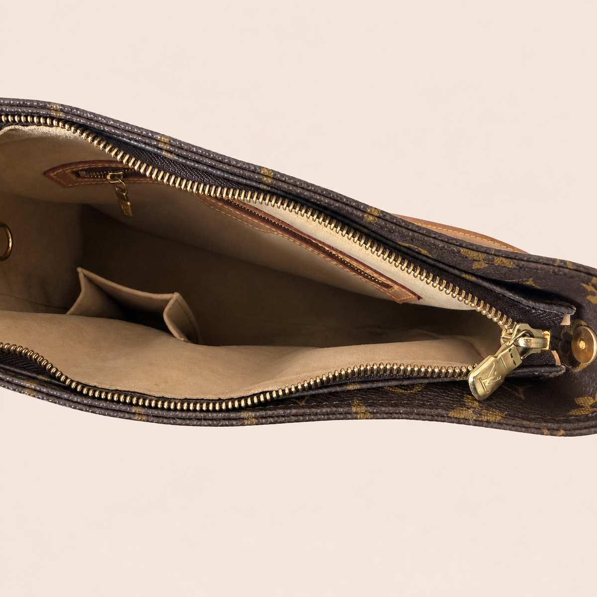 Pre-loved Louis Vuitton Looping GM, Maison Revie, photo 13