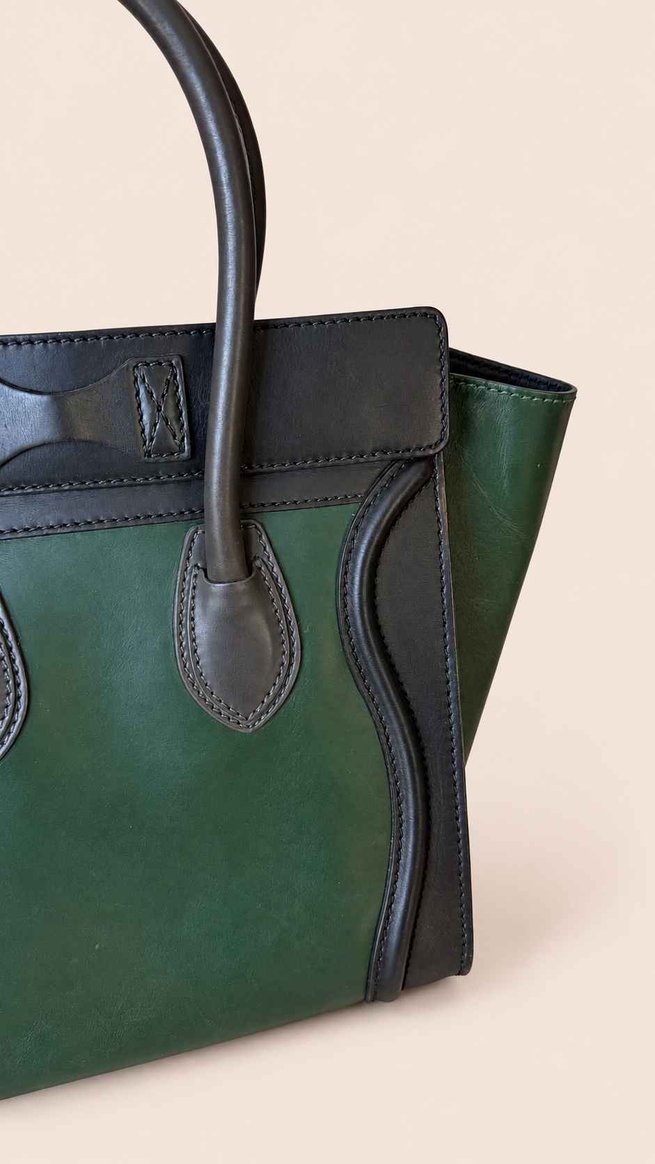 Pre-loved Celine Micro Luggage Tote, Maison Revie, photo 9
