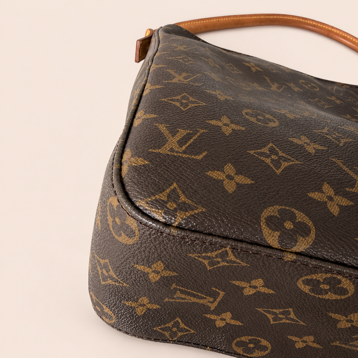 Pre-loved Louis Vuitton Looping GM, Maison Revie, photo 9