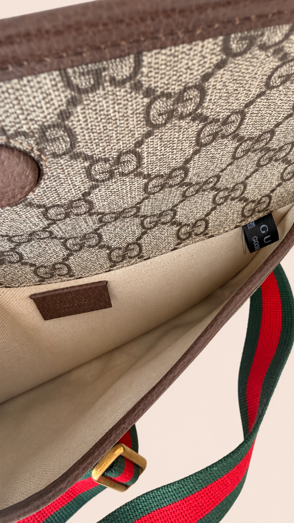 Pre-loved Gucci GG Supreme Belt Bag, Maison Revie, photo 10