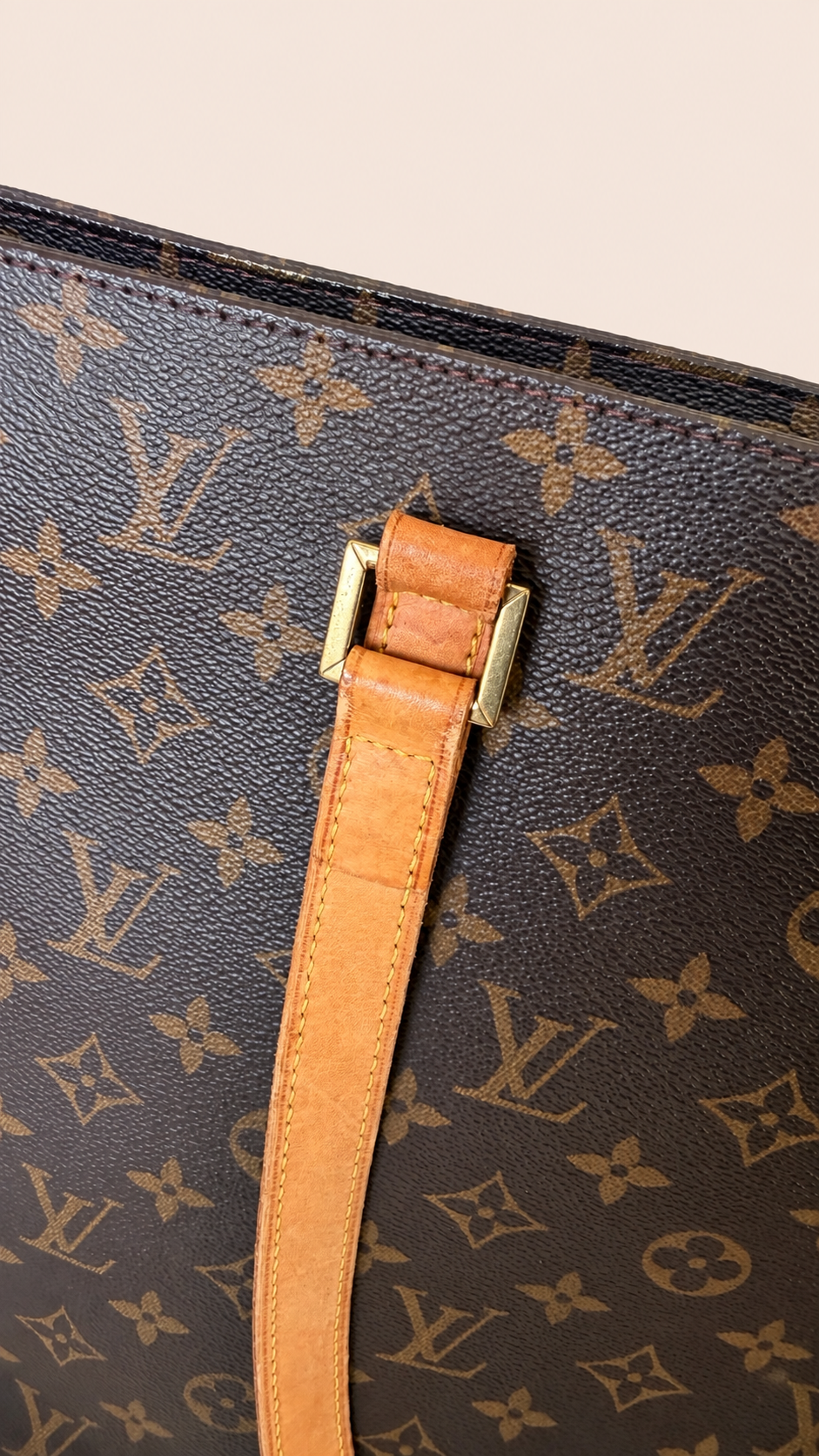 Pre-loved Louis Vuitton Luco Monogram Tote, Maison Revie, photo 11