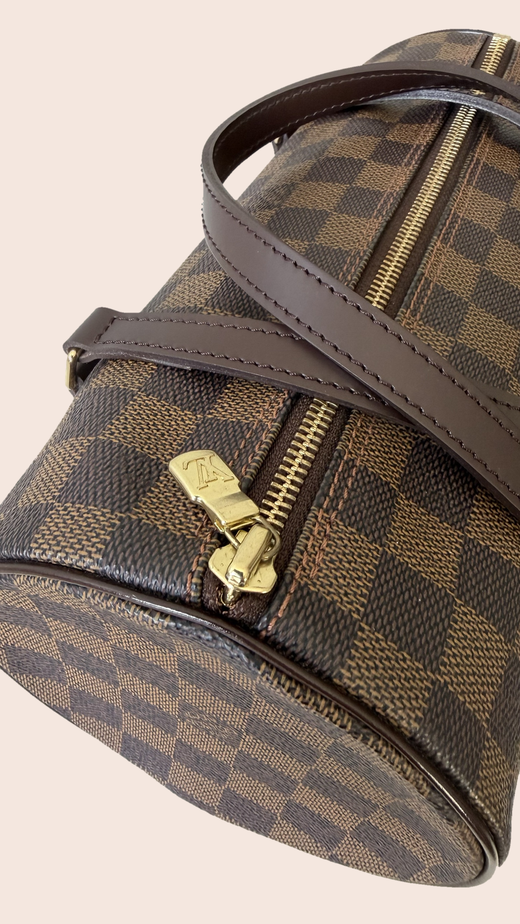 Pre-loved Louis Vuitton Papillon 26 Damier Ebene, Maison Revie, photo 7