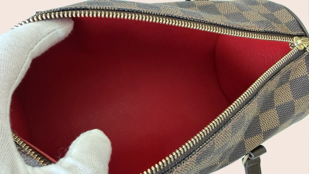 Pre-loved Louis Vuitton Papillon 26 Damier Ebene, Maison Revie, photo 10