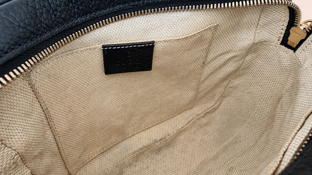 Pre-loved Gucci Soho Disco Crossbody in black leather, Maison Revie, photo 12